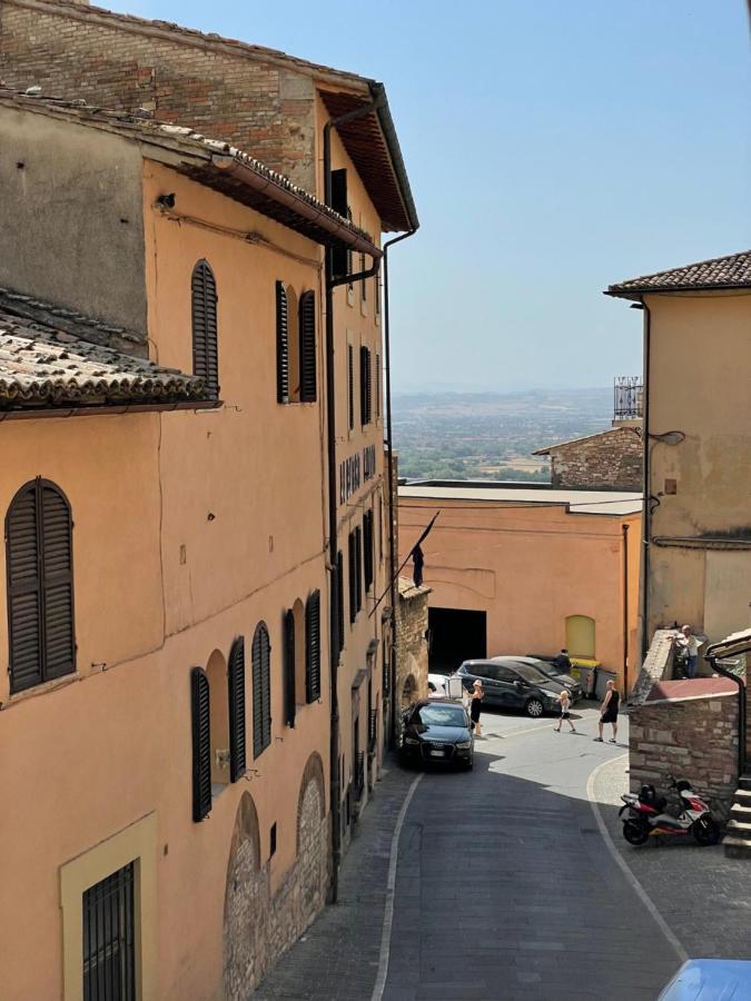 Assisi Ad Apartments - Fratello Sole Luxury Loft Eksteriør bilde